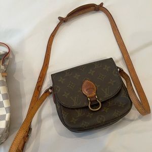 Louis Vuitton mini